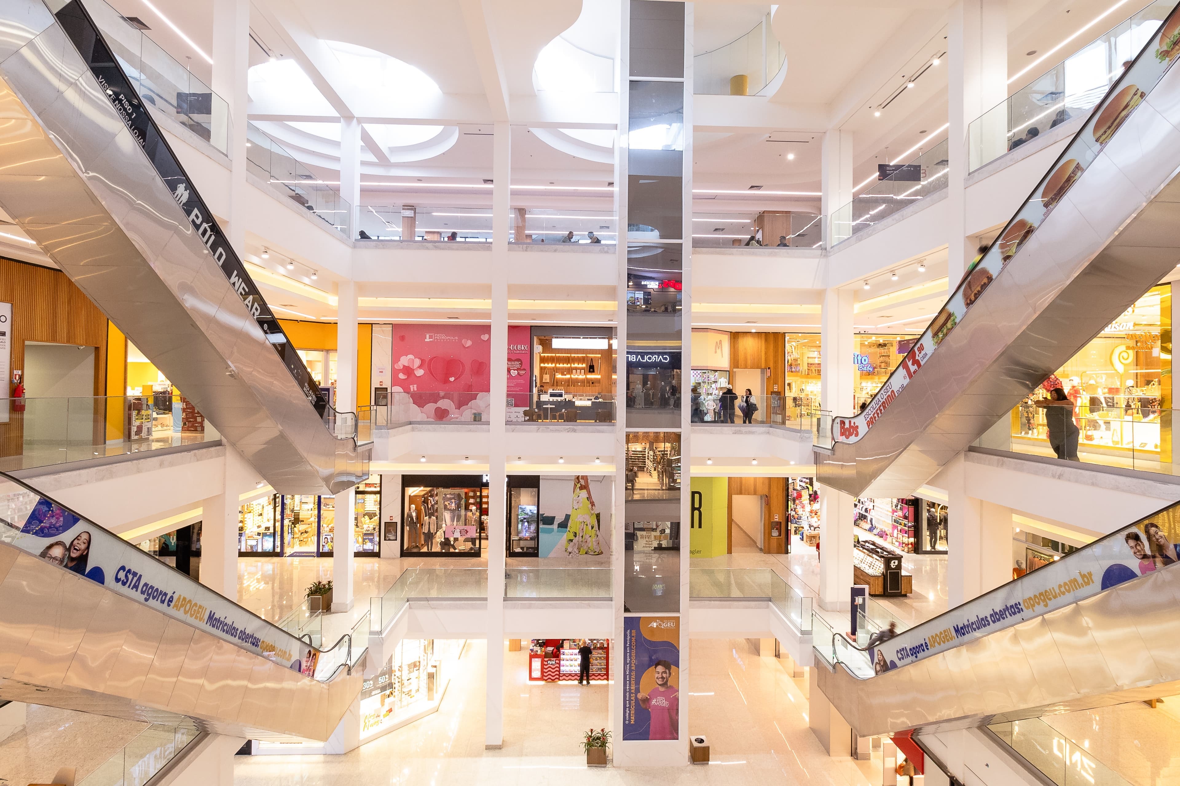 Pátio Petrópolis Shopping — foto 3